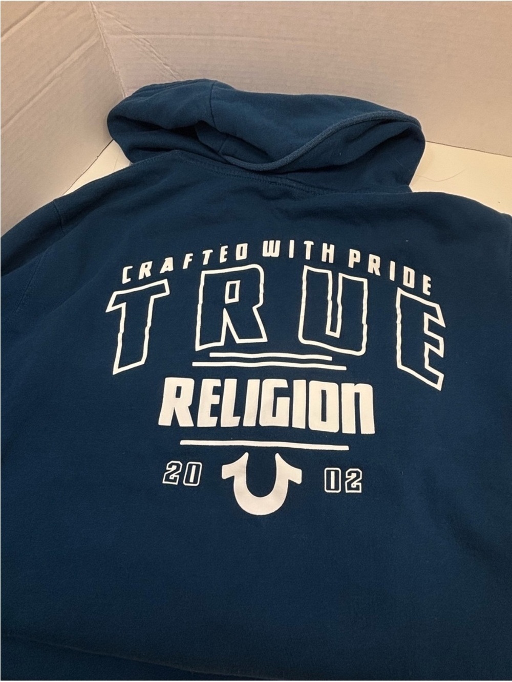 True Religion Graphic Back
Full-Zip Hoodie - Size XL - Picture 7 of 7